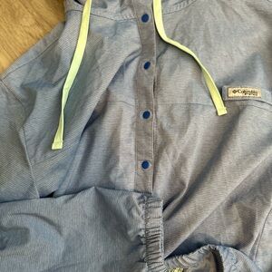 Columbia fishing shirt